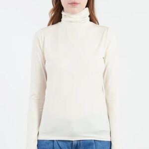 Marlowe Cream Cashmere + Silk Turtleneck Sweater L